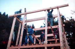 木造軸組み 梁をかける